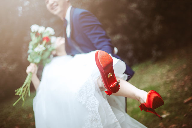 分享一波婚礼电子请柬的唯美浪漫文案！